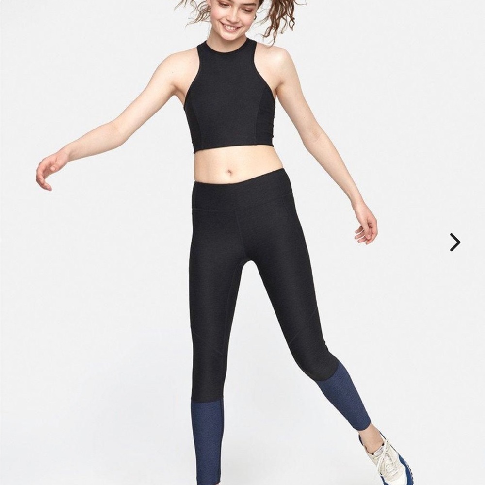 NWT! OUTDOOR VOICES Athena Crop Top - Charcoal